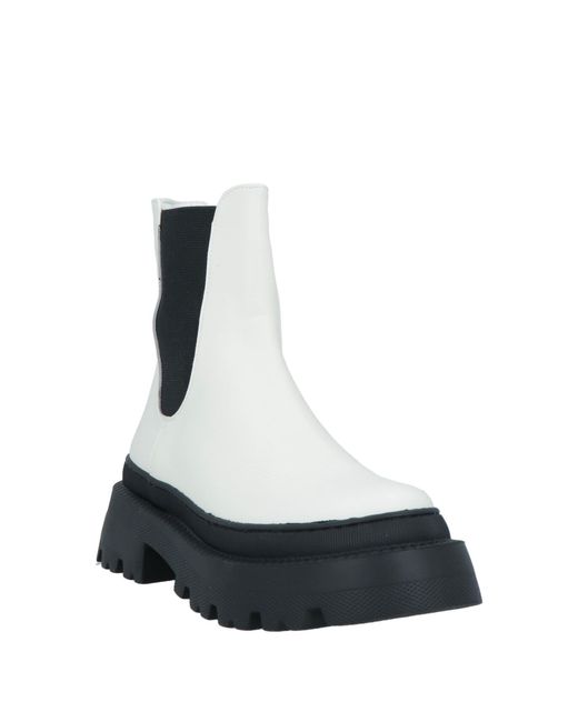 O.x.s. Black Ankle Boots