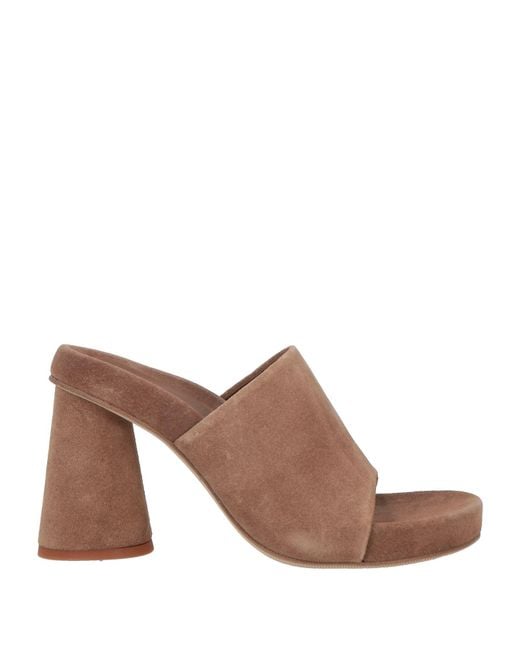 Eqüitare Brown Sandals