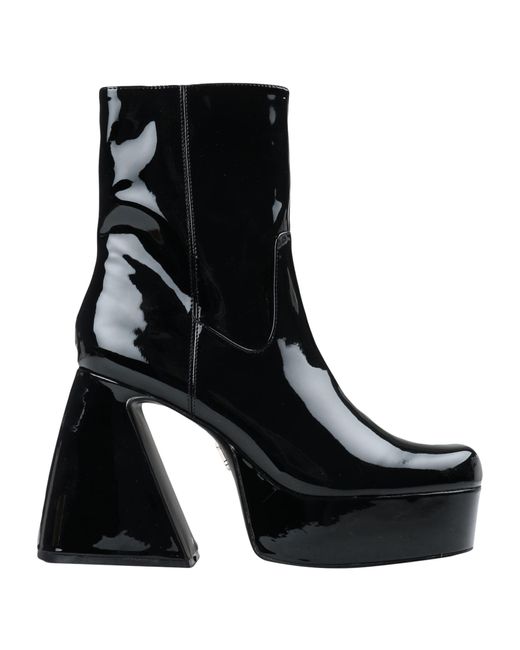 Steve Madden Black Ankle Boots