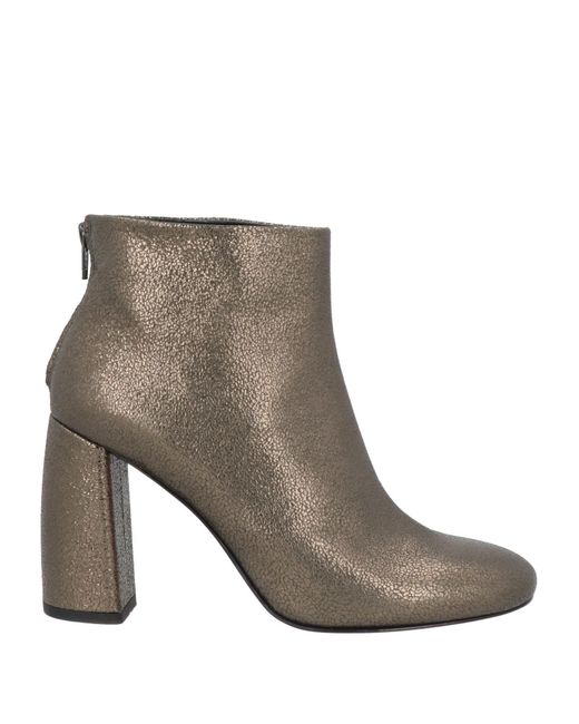 Anna F. Brown Ankle Boots