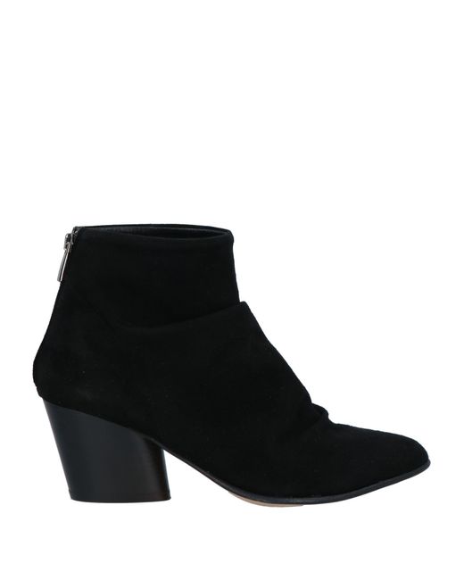 LARA MAY Black Ankle Boots