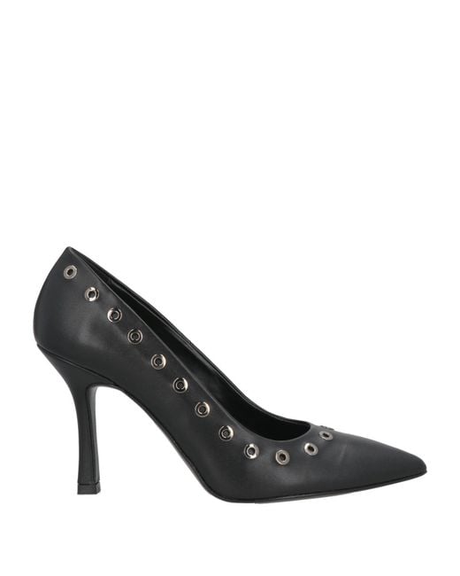 Nila & Nila Black Pumps