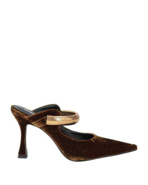 Lola Cruz Brown Mules & Clogs