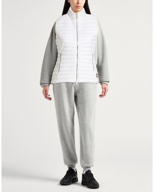 Chompa Sin Mangas Colmar de color White