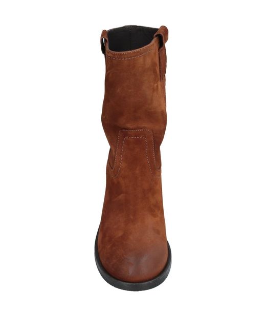 Lemarè Brown Ankle Boots
