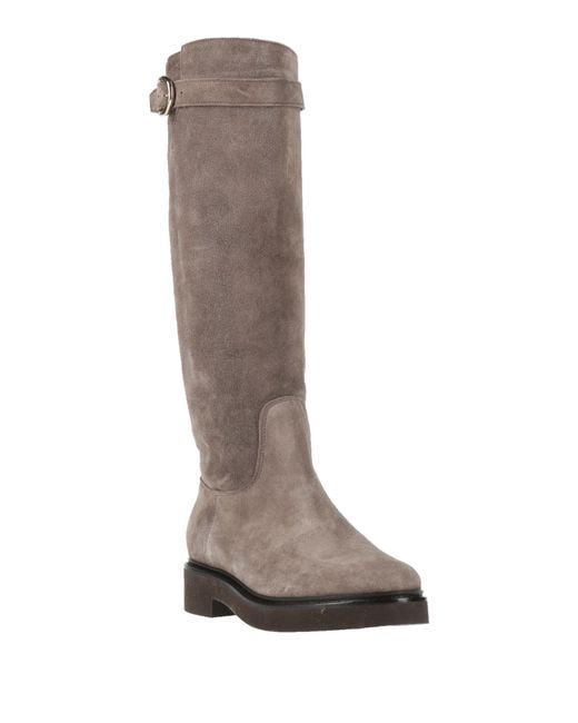 Doucal's Brown Boot Leather