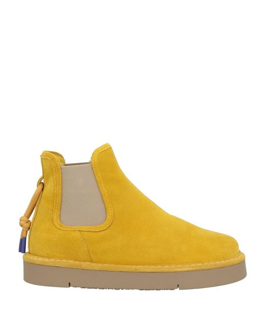 Pànchic Yellow Ankle Boots