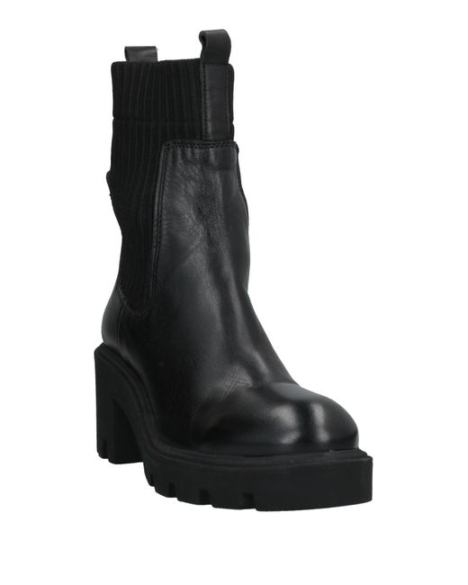 Inuovo Black Ankle Boots