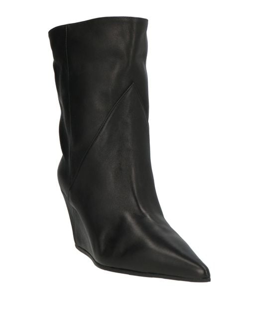 Vic Matié Black Ankle Boots Leather