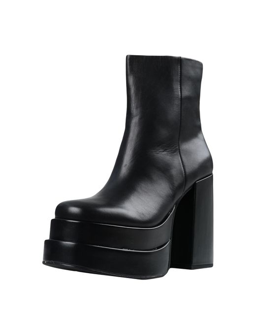 Steve Madden Black Cobra Platform Heeled Leather Ankle Boots