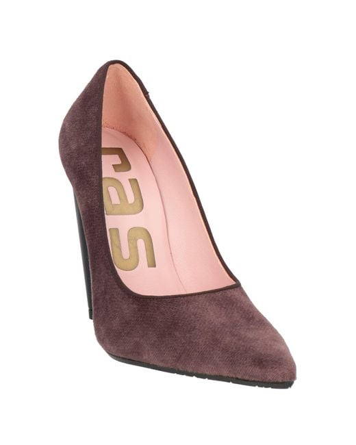 Ras Purple Pumps