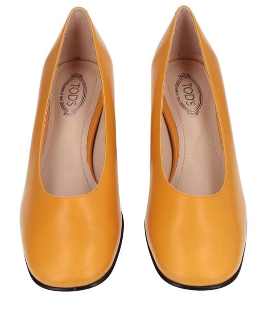 Tod's Natural Pumps