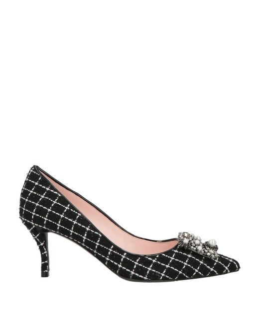 Roger Vivier Black Pumps