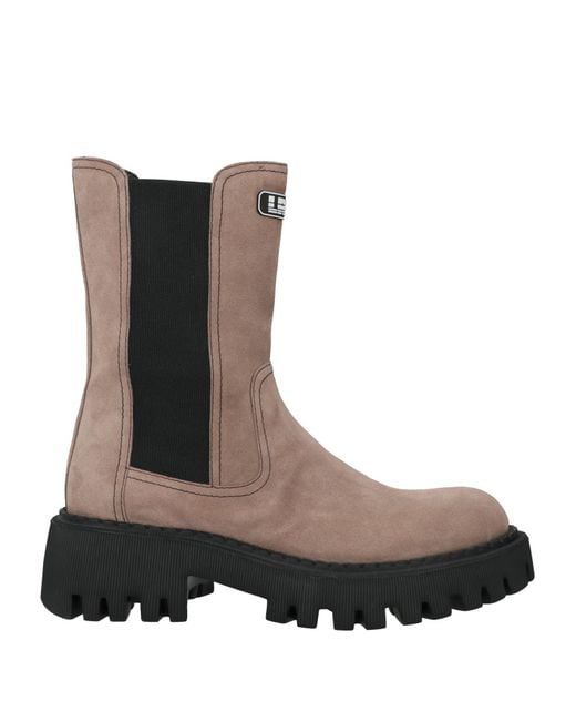 Bottines Loriblu en coloris Brown
