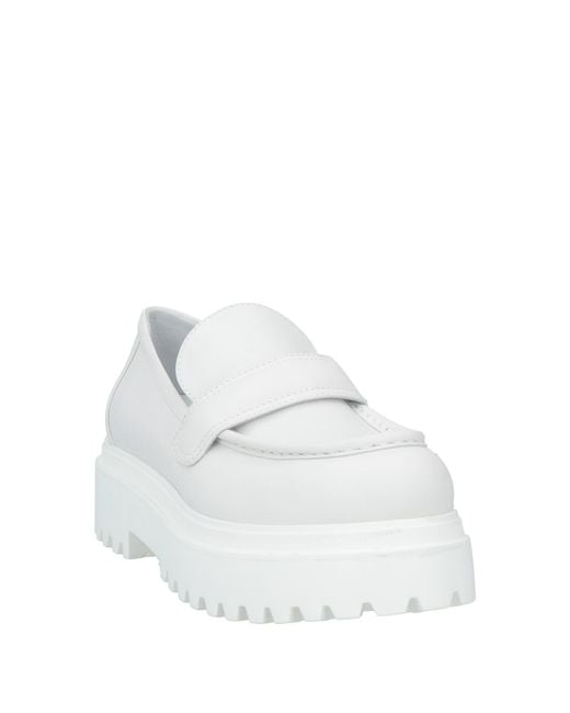 Le Silla White Loafer