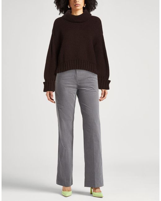 Akep Brown Turtleneck