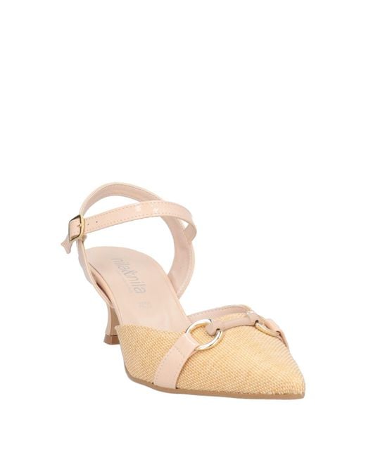 Nila & Nila Natural Pumps