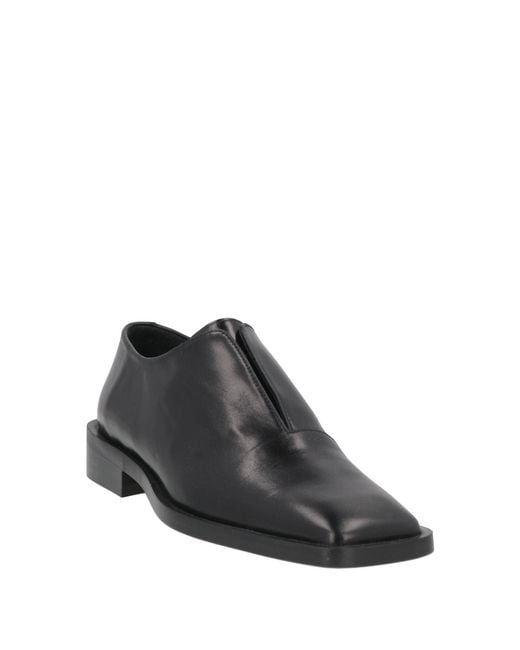 Zinda Black Loafer