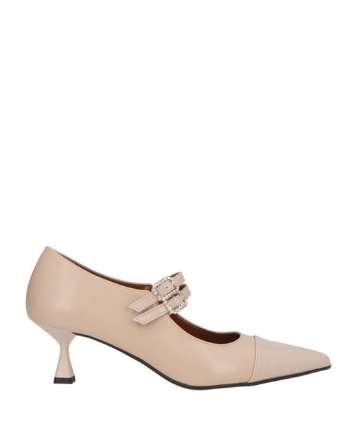 Nila & Nila Natural Pumps Synthetic Material