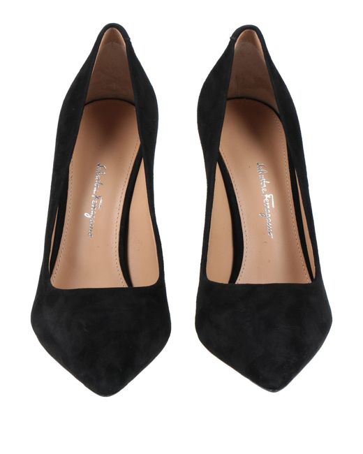 Ferragamo Black Pumps
