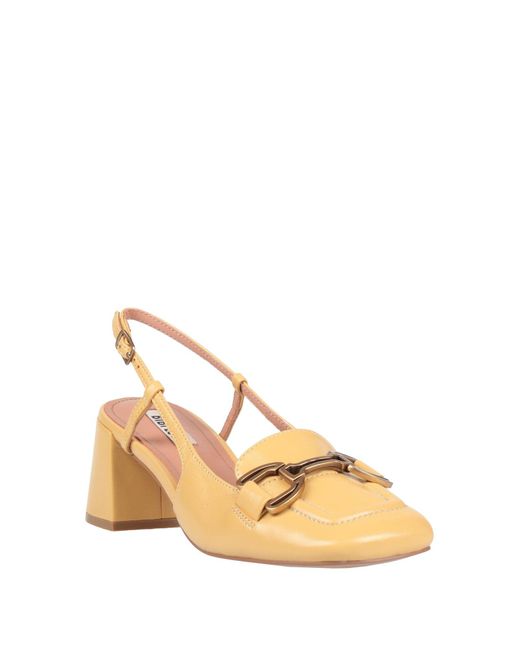 Bibi Lou Natural Pumps