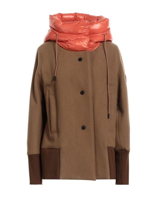 Holubar Brown Mantel