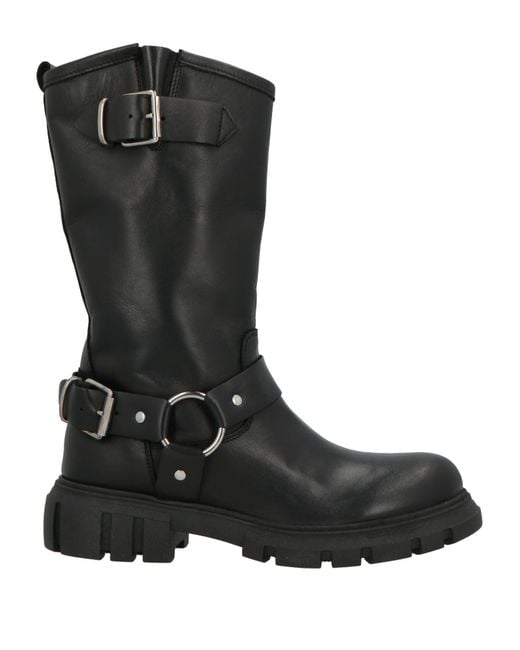 Ovyè Black Boot Calfskin