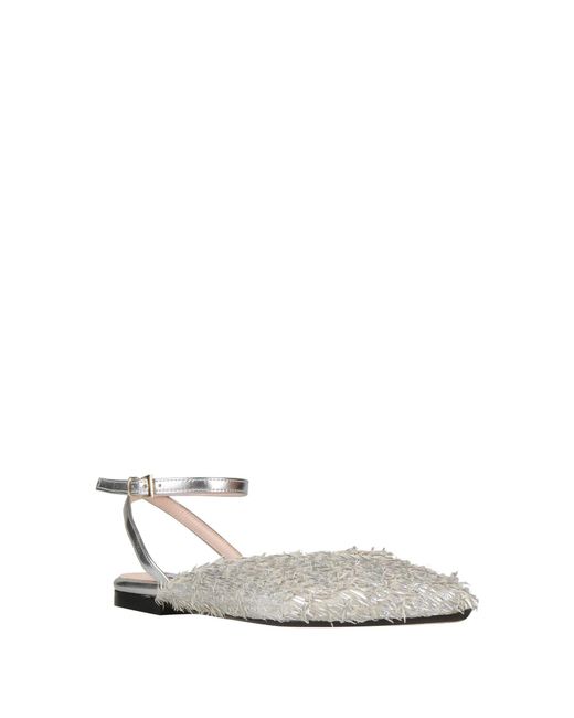 NCUB White Ballet Flats