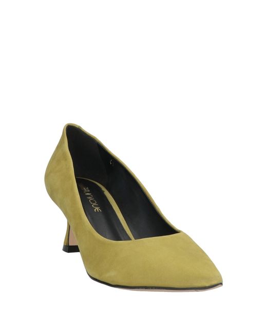 Miss Unique Green Pumps