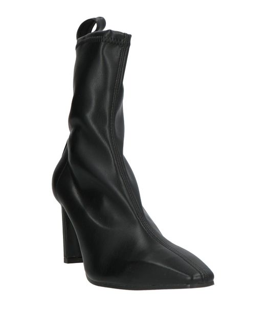 Ovyè Black Ankle Boots Synthetic Fibers