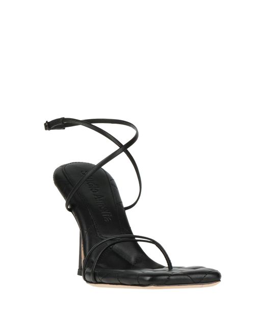 STUDIO AMELIA Black Thong Sandal