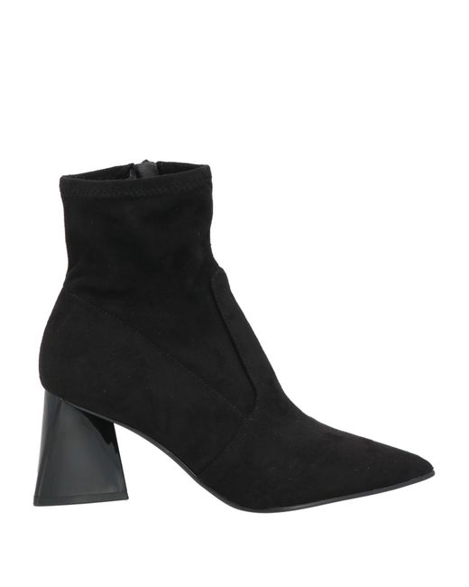 Steve Madden Black Ankle Boots