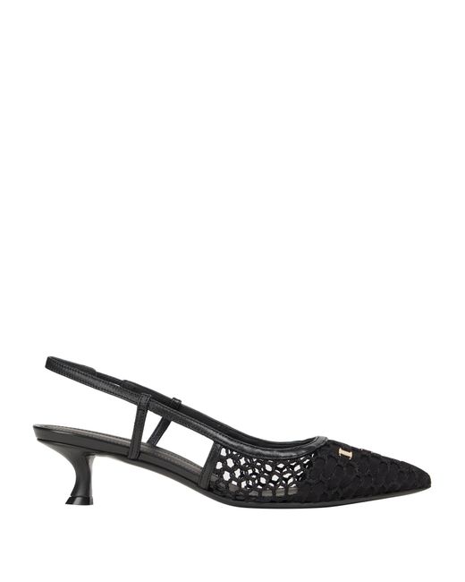 Ferragamo Black Pumps