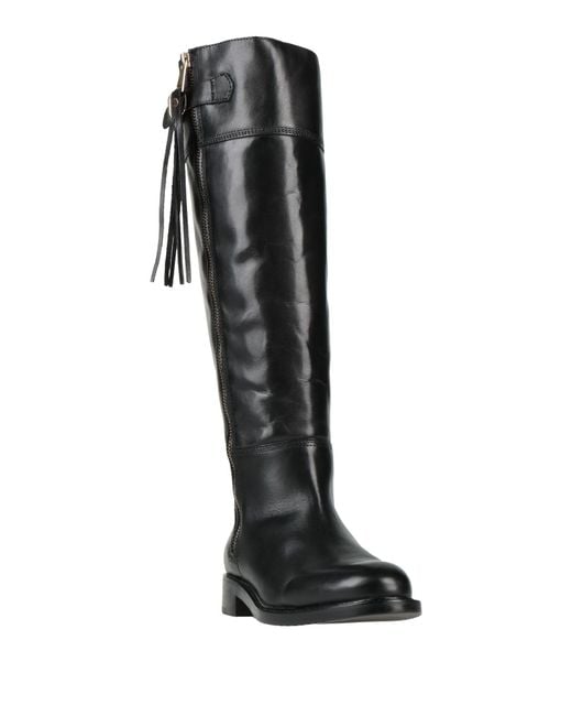 Ovyè Black Boot Leather