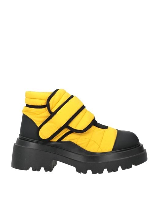 Plan C Yellow Ankle Boots Textile Fibers