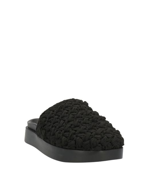 Inuikii Black Mules & Clogs