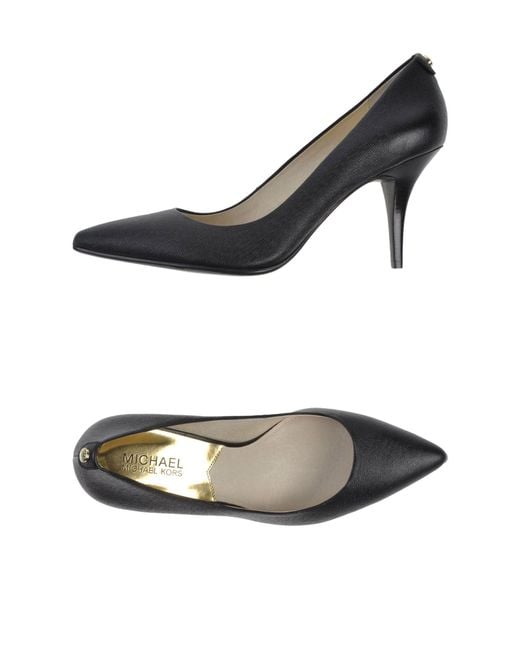MICHAEL Michael Kors Black Pumps