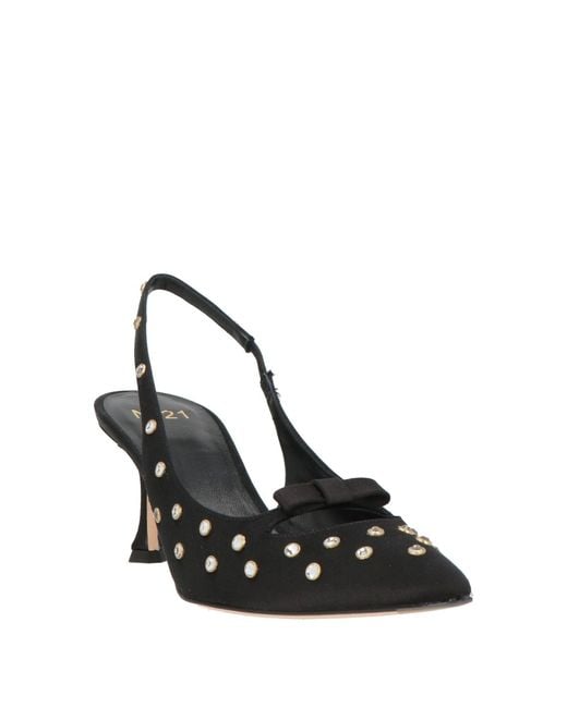 N°21 Black Pumps