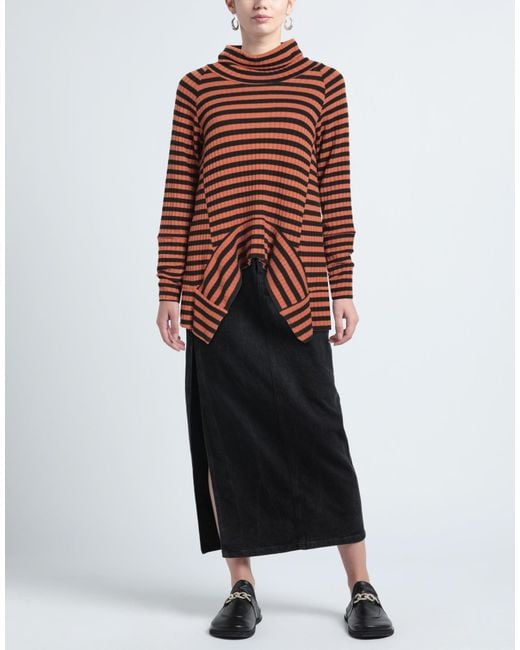 SOHO-T Natural Turtlenecks