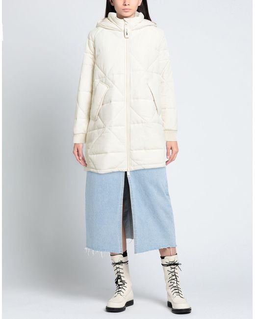 OOF WEAR White Puffer