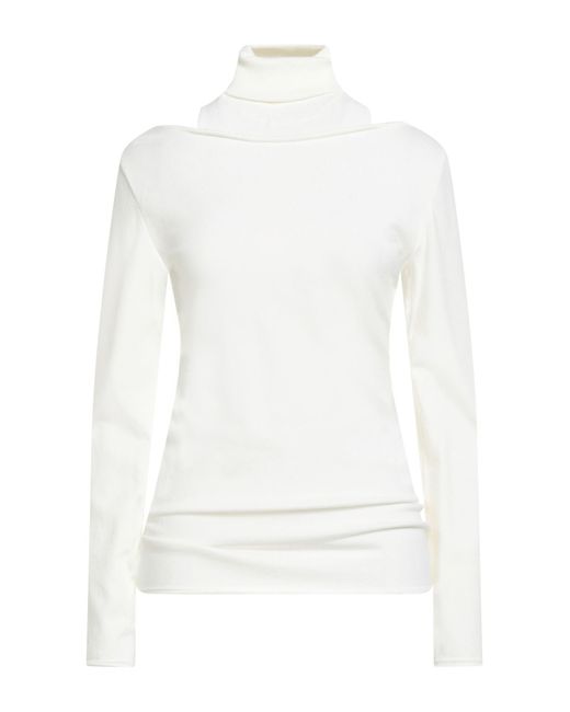 Akep White Turtleneck