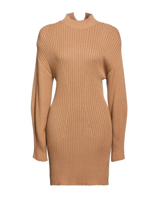 Robe Courte Akep en coloris Brown