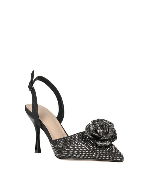 Twenty Four Haitch Black Pumps