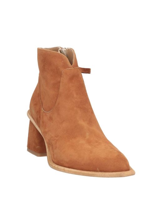 Ovyè Brown Ankle Boots