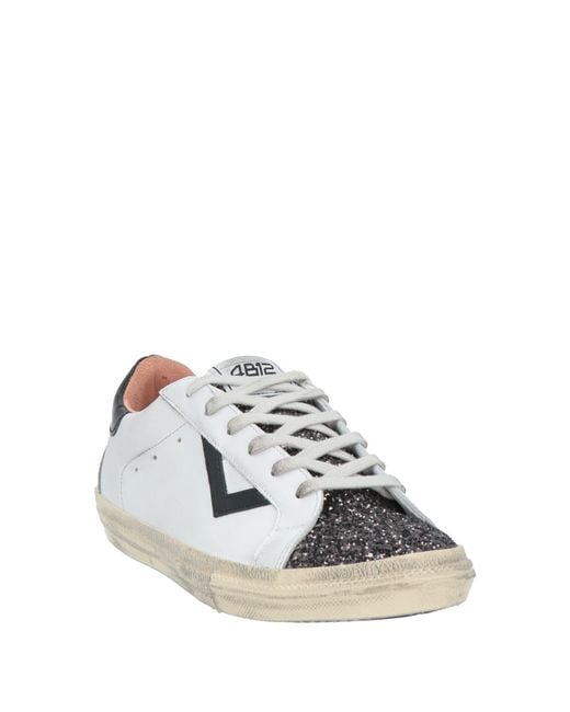 4b12 White Trainers