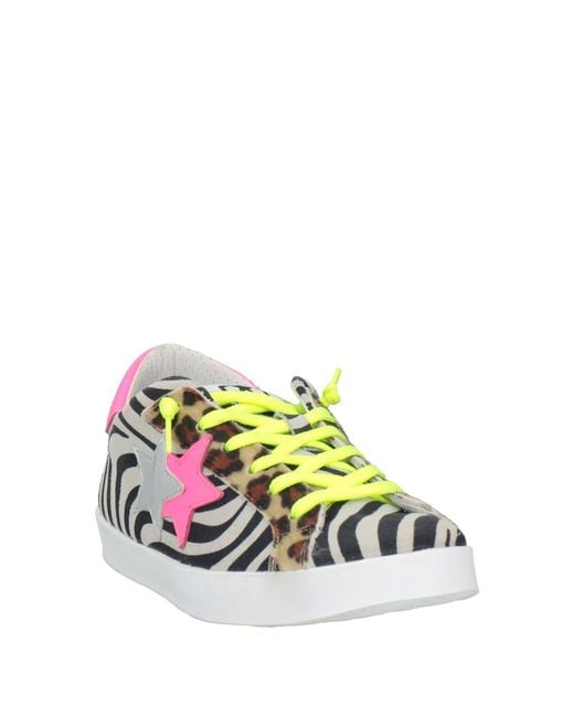 2 Star White Sneakers Leather