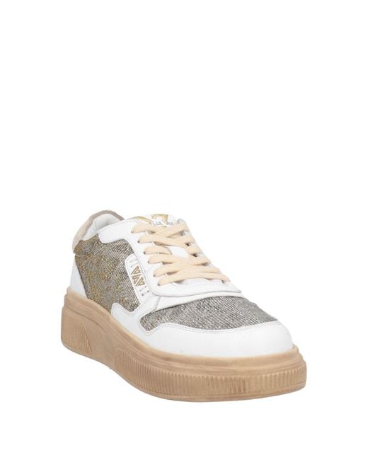 Emanuélle Vee White Sneakers