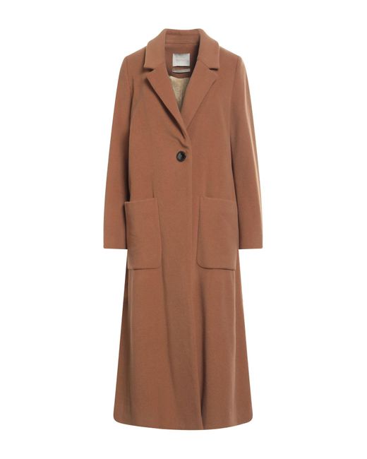 Momoní Brown Coat