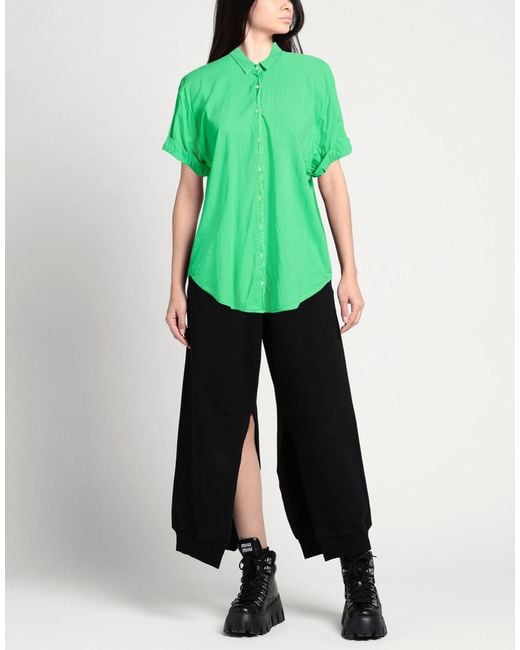 Xirena Green Shirts