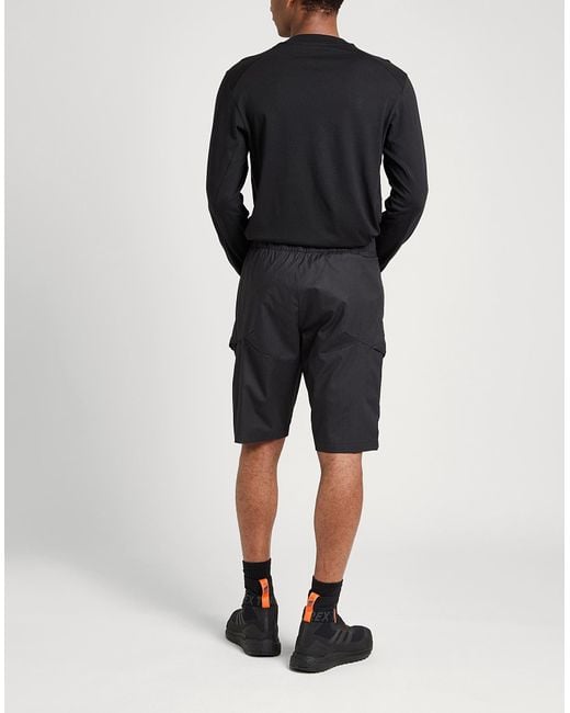 Shorts et bermudas Adidas pour homme en coloris Gray